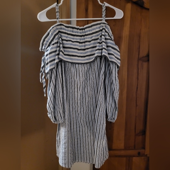 Sugar Lips size medium fun spring dress - Picture 3 of 4